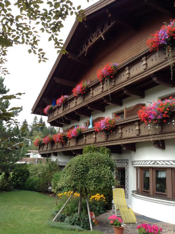 Hotel Garni Almhof Seefeld no Tirol Exterior foto