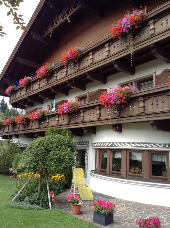 Hotel Garni Almhof Seefeld no Tirol Exterior foto