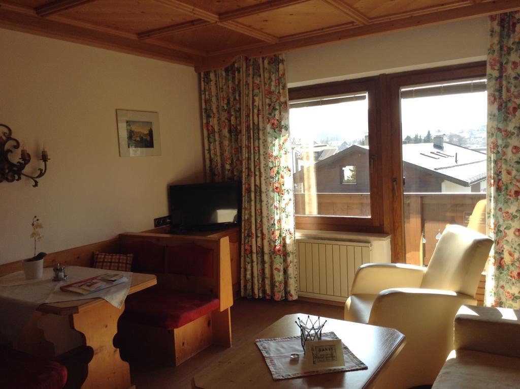 Hotel Garni Almhof Seefeld no Tirol Exterior foto